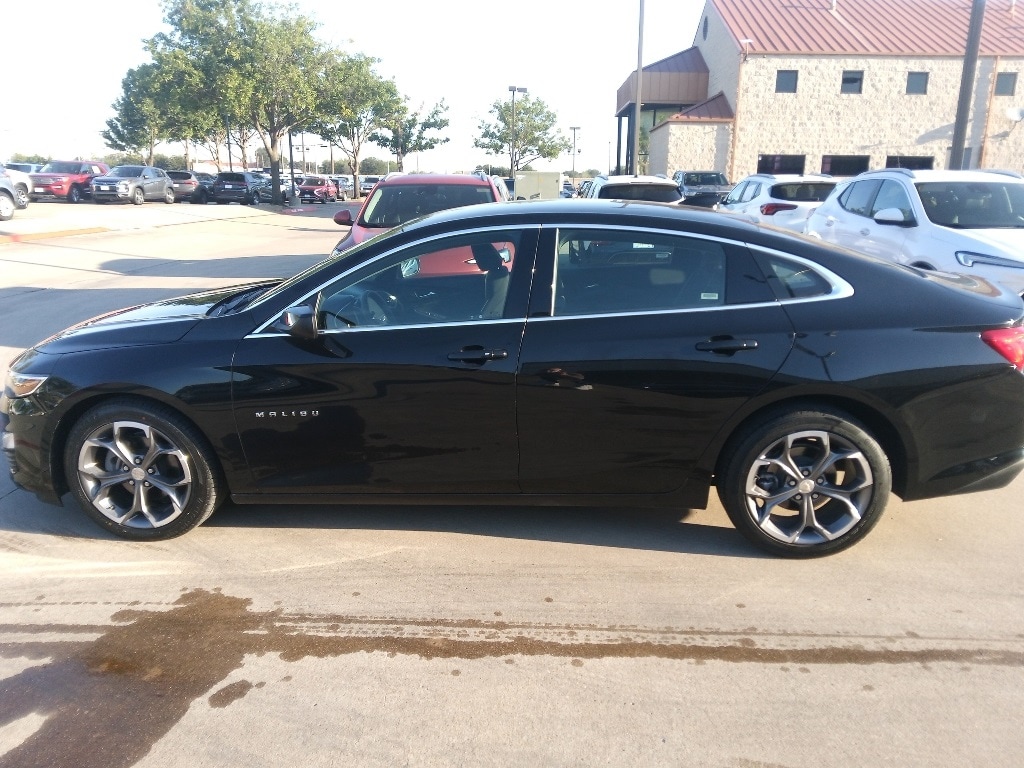 Thumbnail: 2024 Chevrolet Malibu - 7
