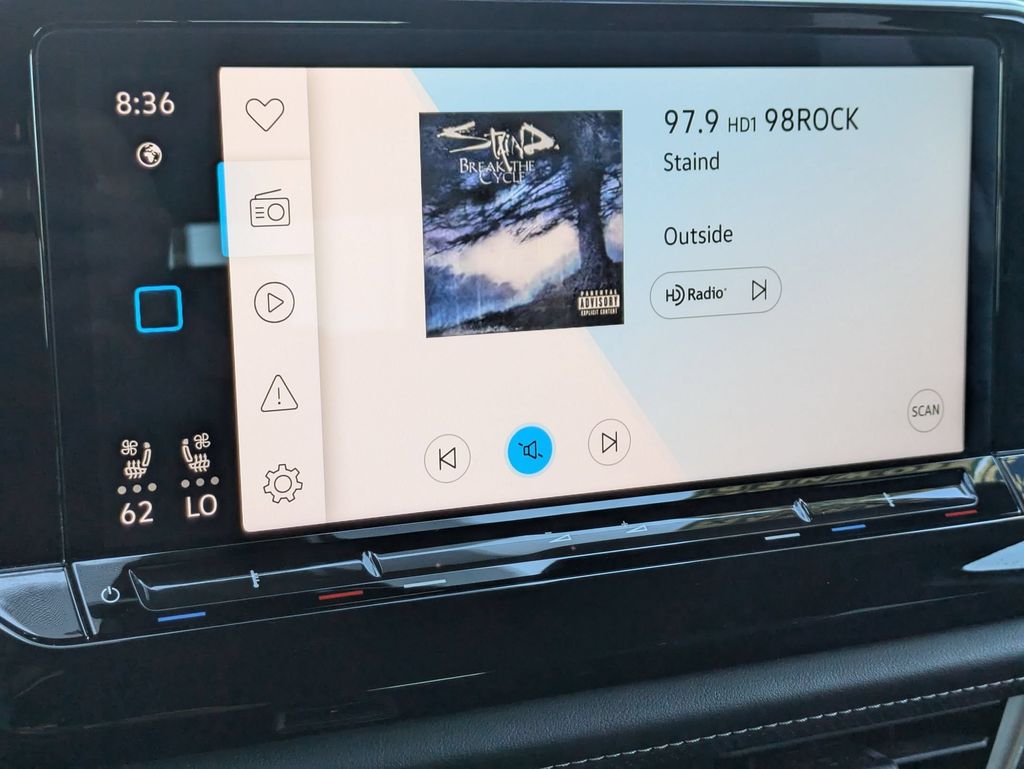 2025 Volkswagen Atlas Cross Sport SE w/Tech - Photo 17