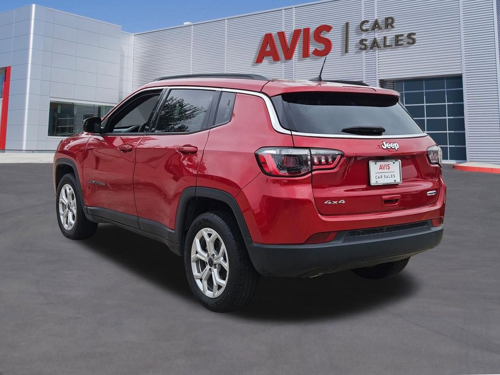 Thumbnail: 2025 Jeep Compass - 3