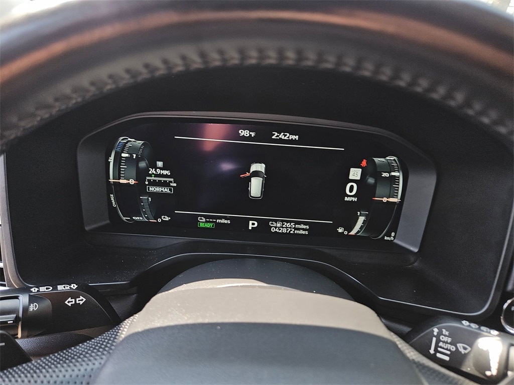 Thumbnail: 2023 Mitsubishi Outlander - 20