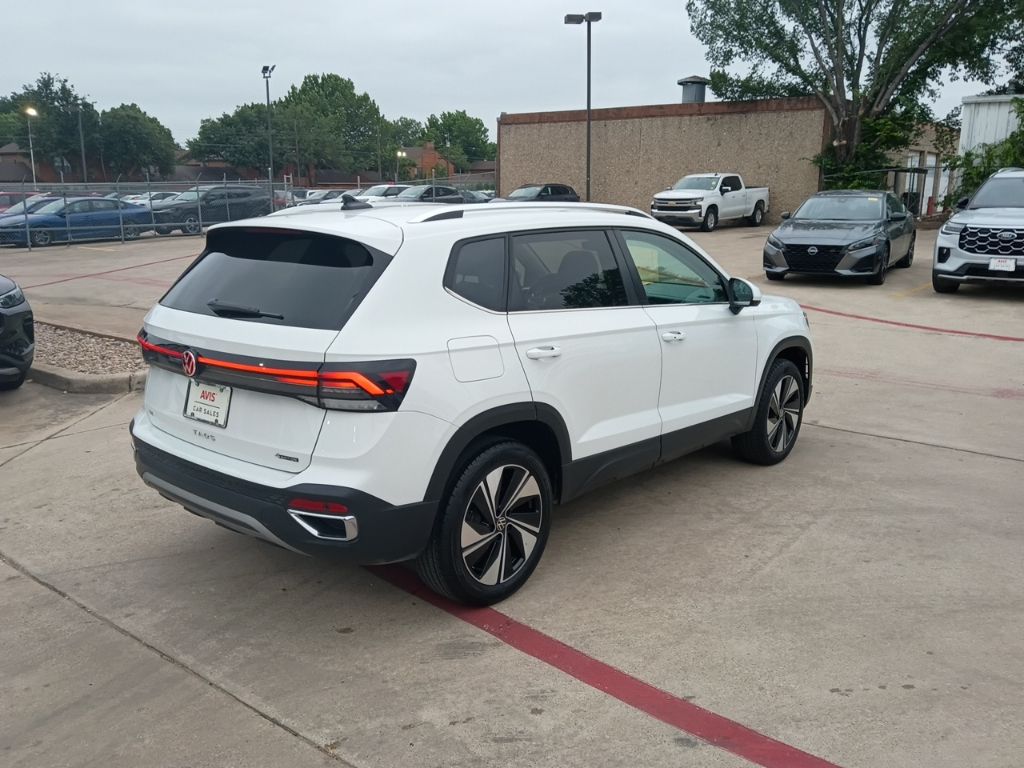 Thumbnail: 2025 Volkswagen Taos - 7