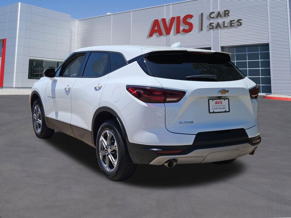 Thumbnail: 2025 Chevrolet Blazer - 3
