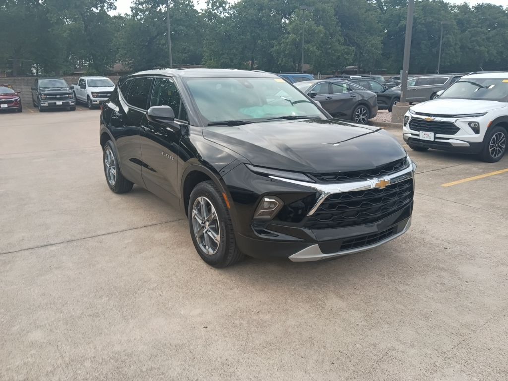 Thumbnail: 2025 Chevrolet Blazer - 6