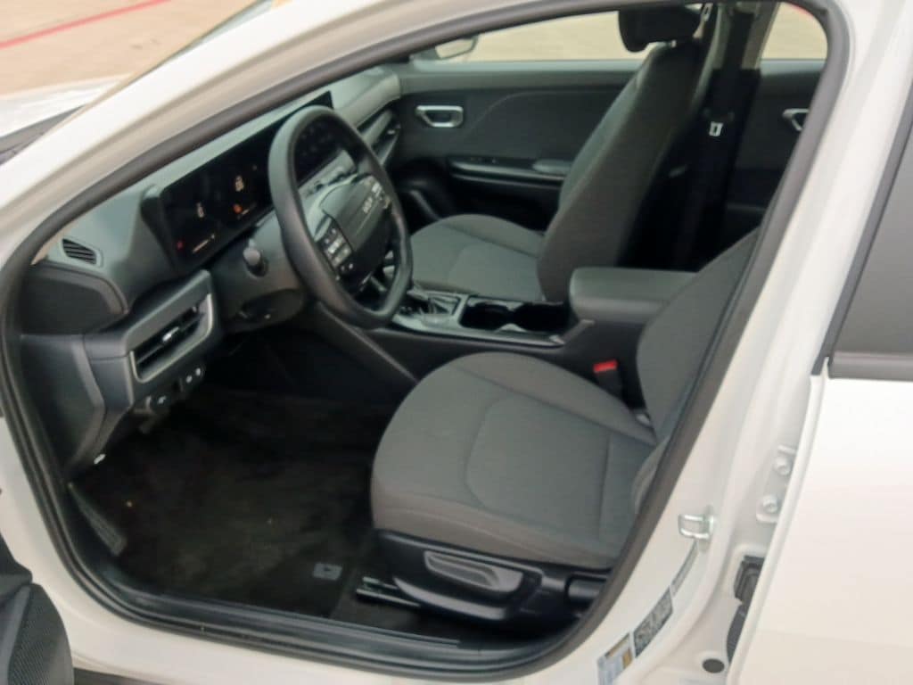 Thumbnail: 2025 Kia K4 - 3