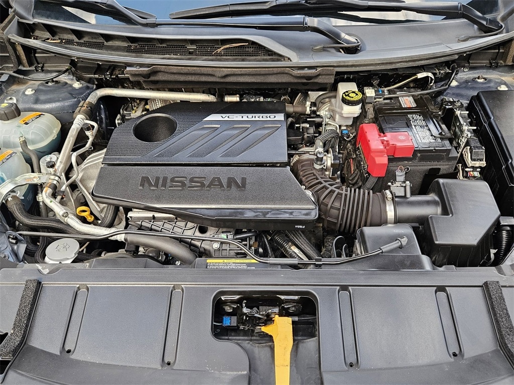 2023 Nissan Rogue SV 32