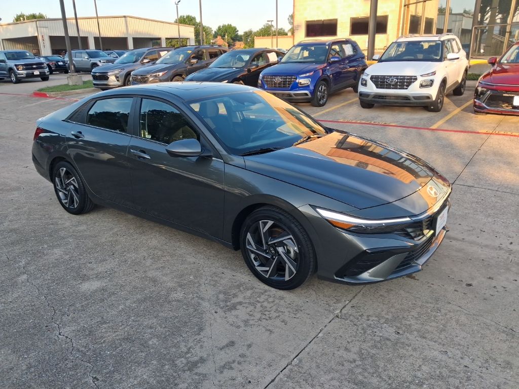 Thumbnail: 2025 Hyundai Elantra - 6
