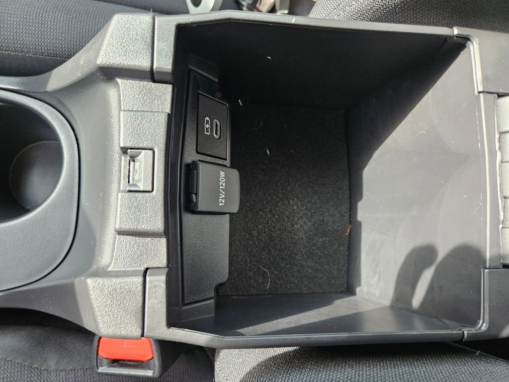 Thumbnail: 2025 Toyota Corolla - 29