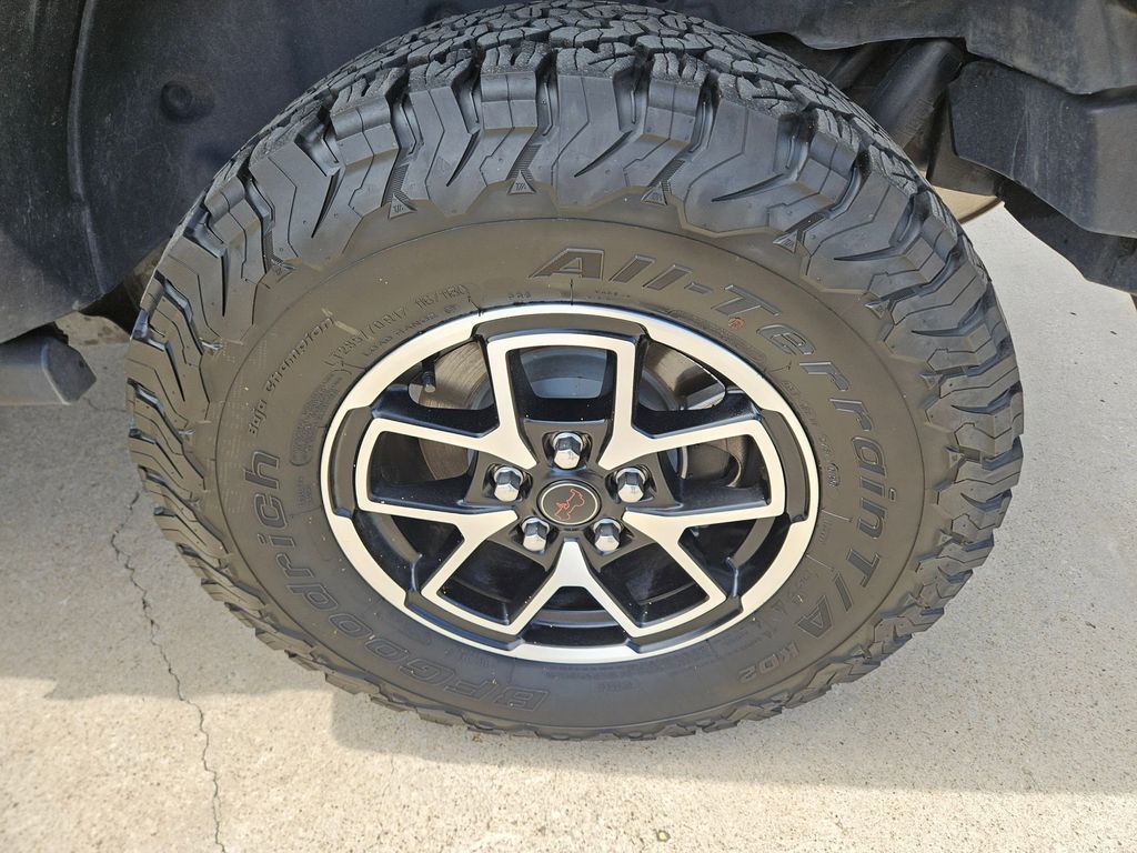 Thumbnail: 2025 Jeep Wrangler - 24