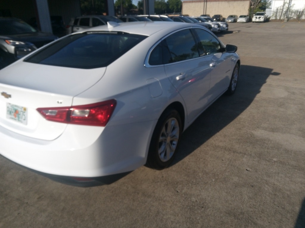 Thumbnail: 2023 Chevrolet Malibu - 5
