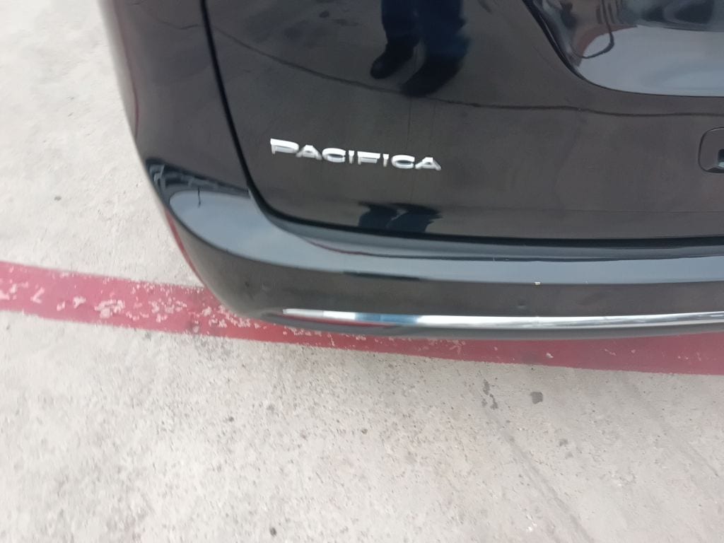 Thumbnail: 2025 Chrysler Pacifica - 10