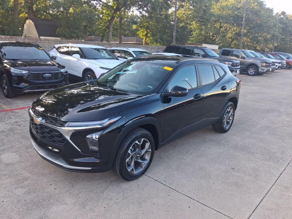 2025 Chevrolet Trax's photo