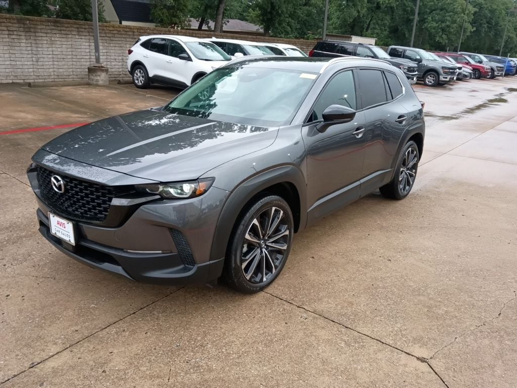 2025 Mazda CX-50's photo