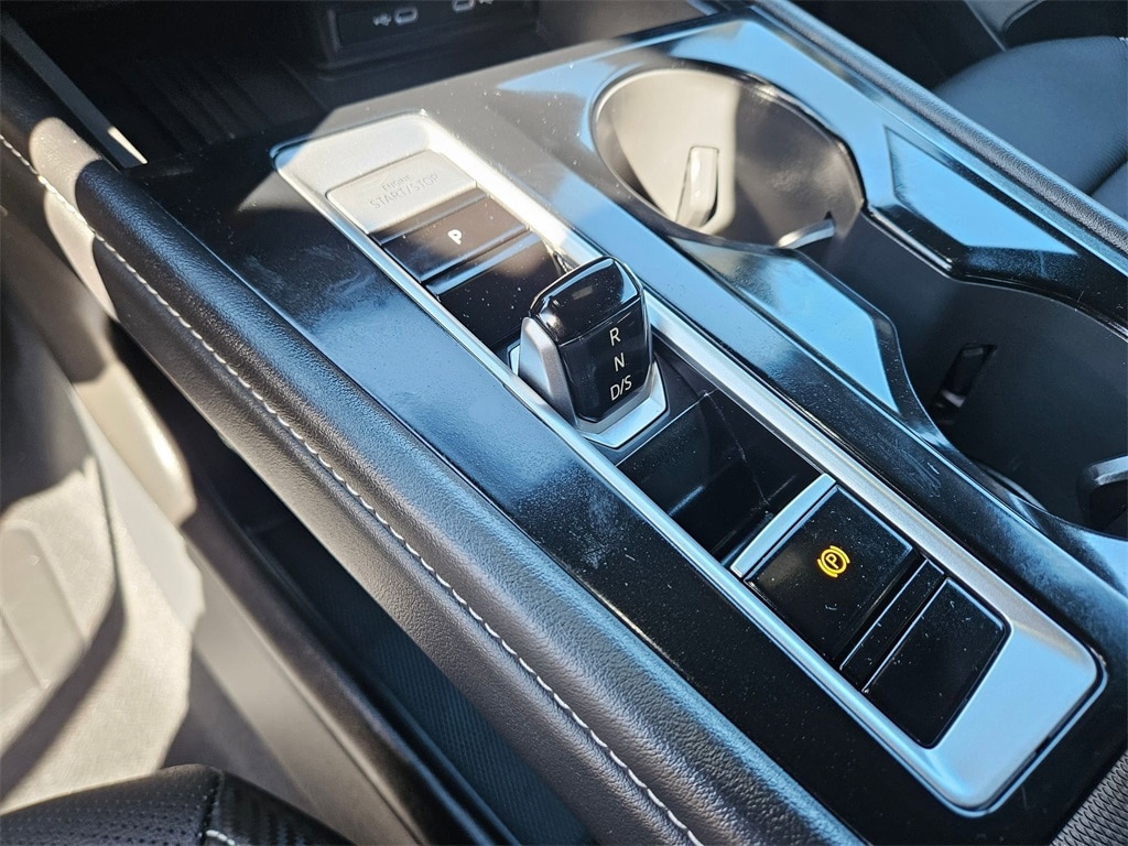 Thumbnail: 2025 Volkswagen Atlas - 25