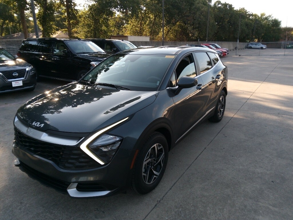 Used 2023 Kia Sportage For Sale at AVIS Car Sales VIN KNDPU3AF9P7161486