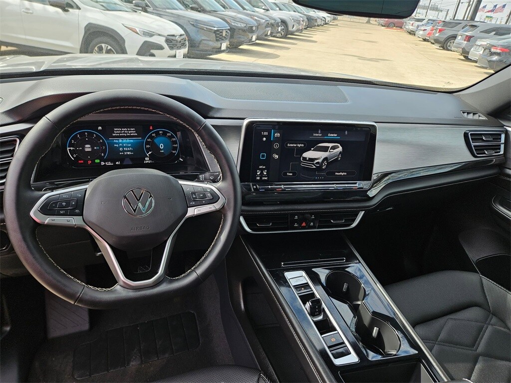 Thumbnail: 2025 Volkswagen Atlas - 16