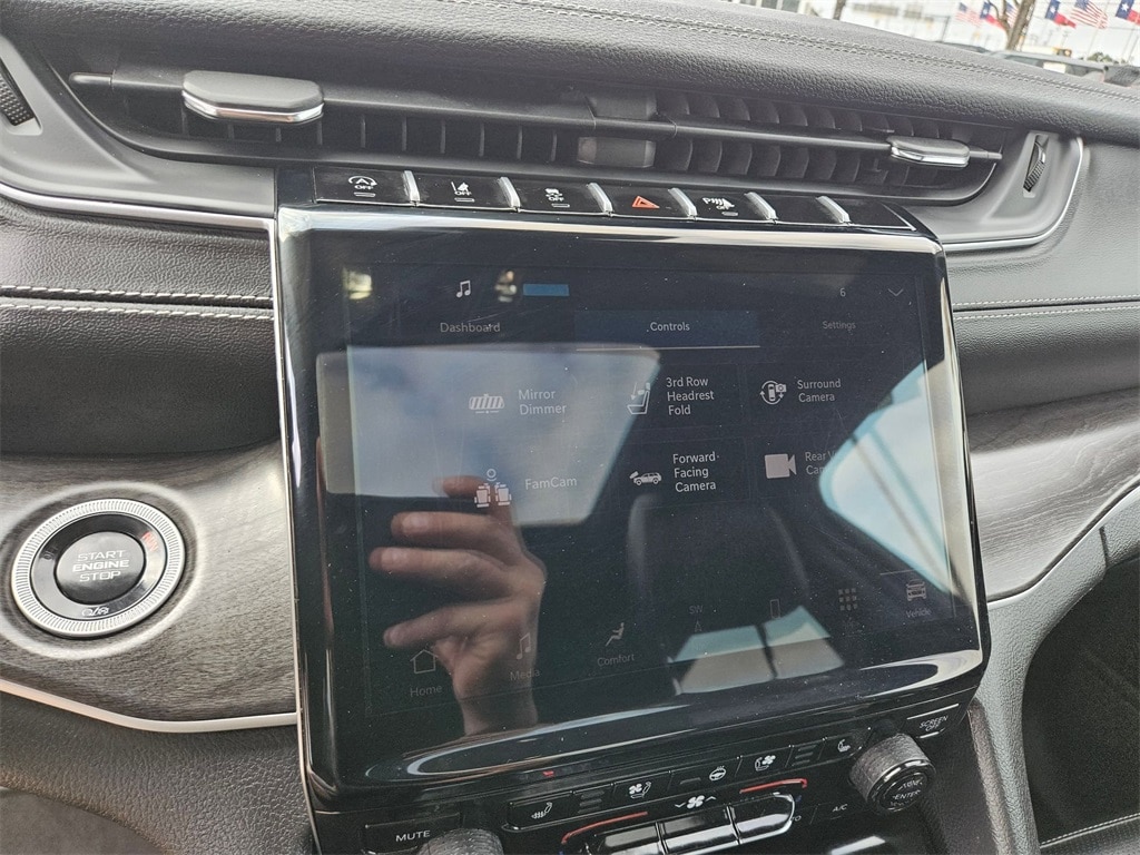 Thumbnail: 2024 Jeep Grand Cherokee L - 20