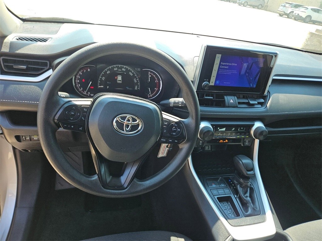 Thumbnail: 2025 Toyota RAV4 - 16