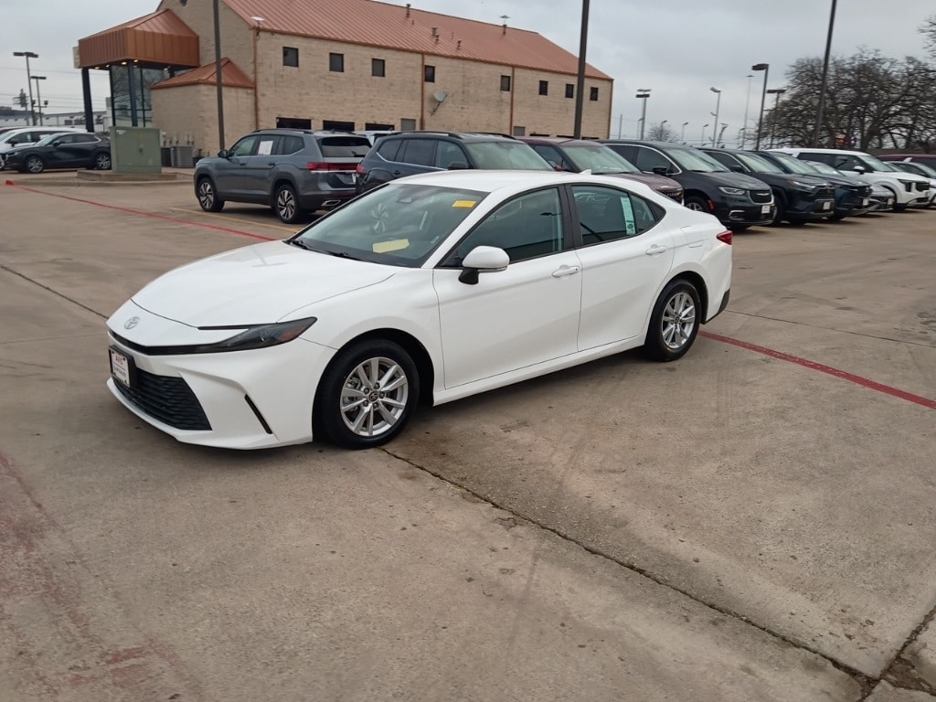 Thumbnail: 2025 Toyota Camry - 1