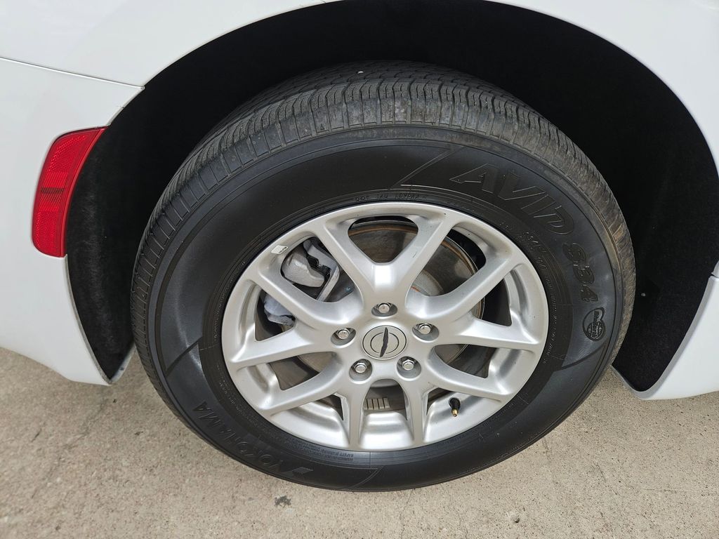 Thumbnail: 2025 Chrysler Pacifica - 25