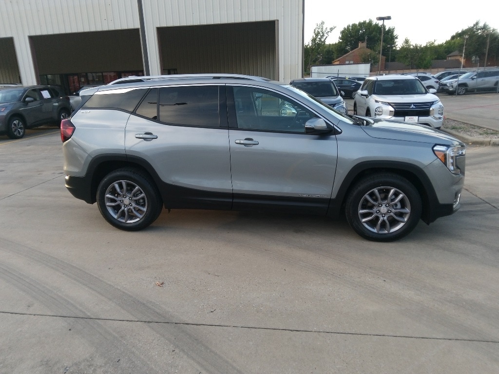 Thumbnail: 2024 GMC Terrain - 4