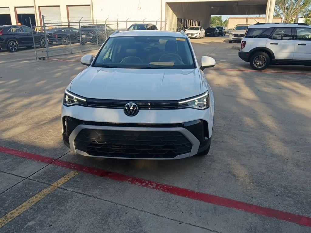 Thumbnail: 2025 Volkswagen Taos - 5