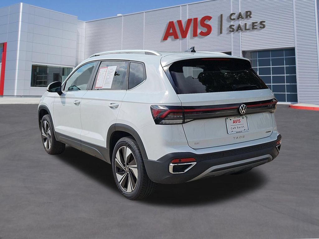 Thumbnail: 2025 Volkswagen Taos - 9
