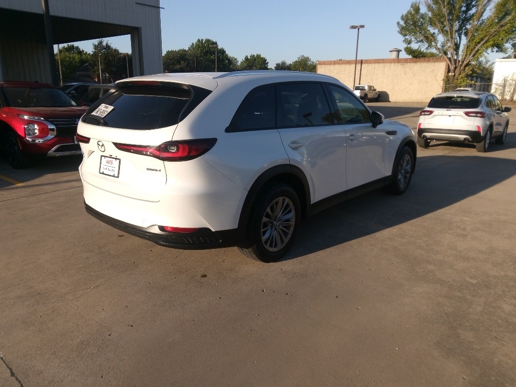 Thumbnail: 2024 Mazda CX-90 - 8