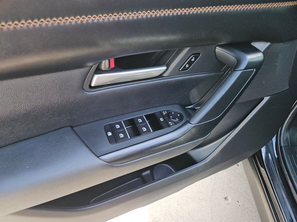 Thumbnail: 2025 Mazda CX-50 - 15