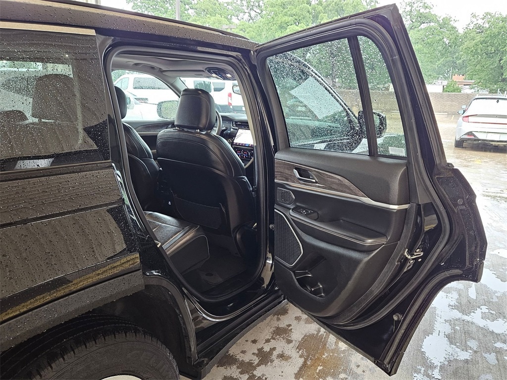 2023 Jeep Grand Cherokee 4xe 26