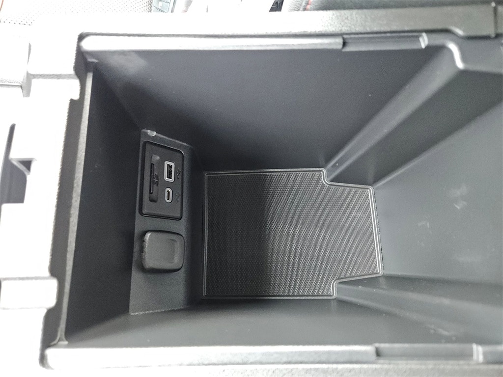 Thumbnail: 2025 Chevrolet Blazer - 27