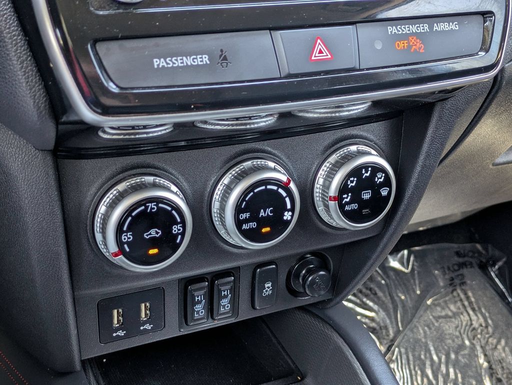 Thumbnail: 2025 Mitsubishi Outlander Sport - 17