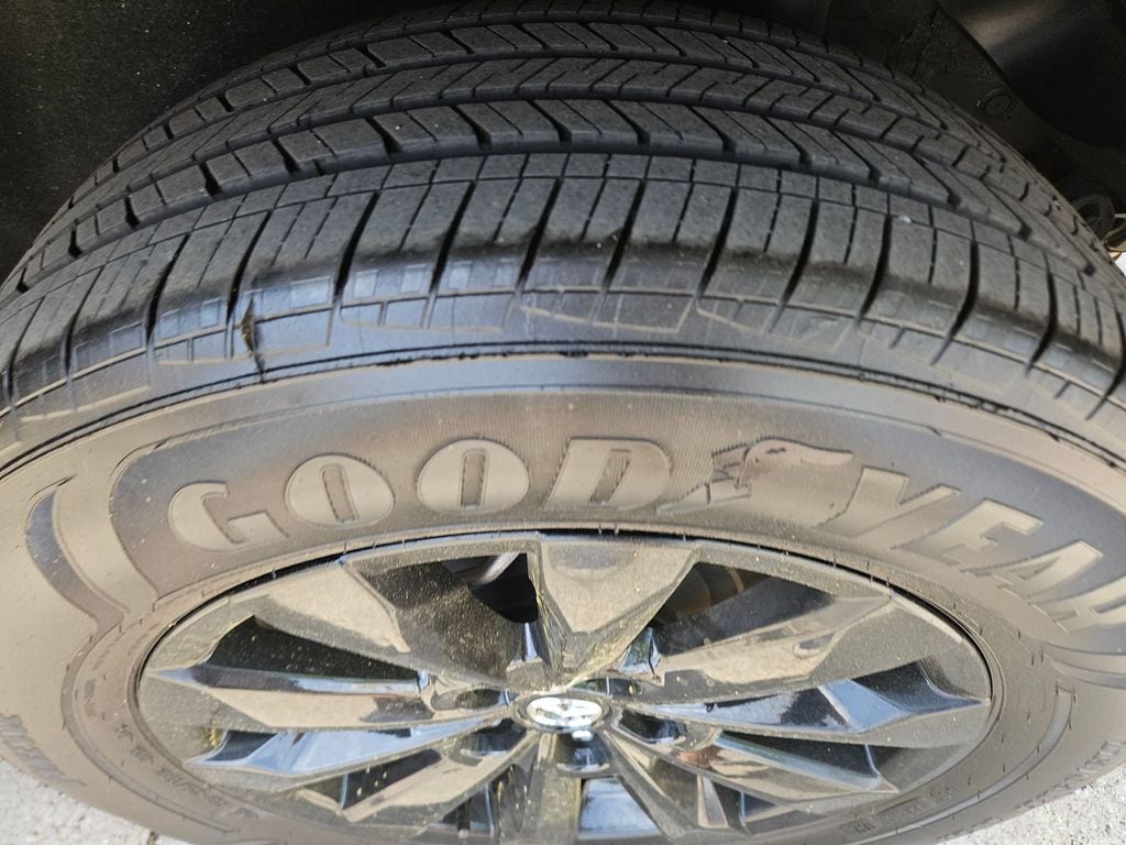 Thumbnail: 2025 Mazda CX-50 - 27