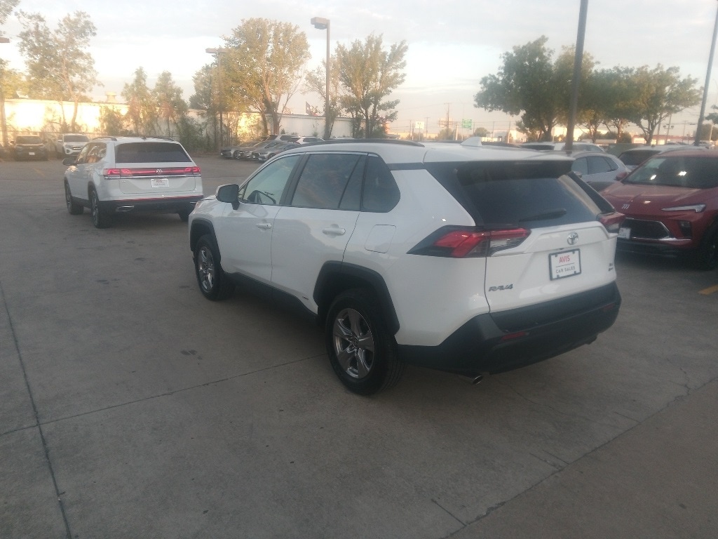 Thumbnail: 2025 Toyota RAV4 - 12