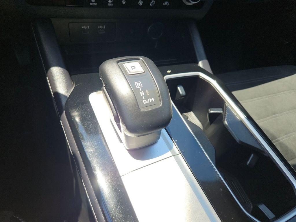 Thumbnail: 2025 Mitsubishi Outlander - 30