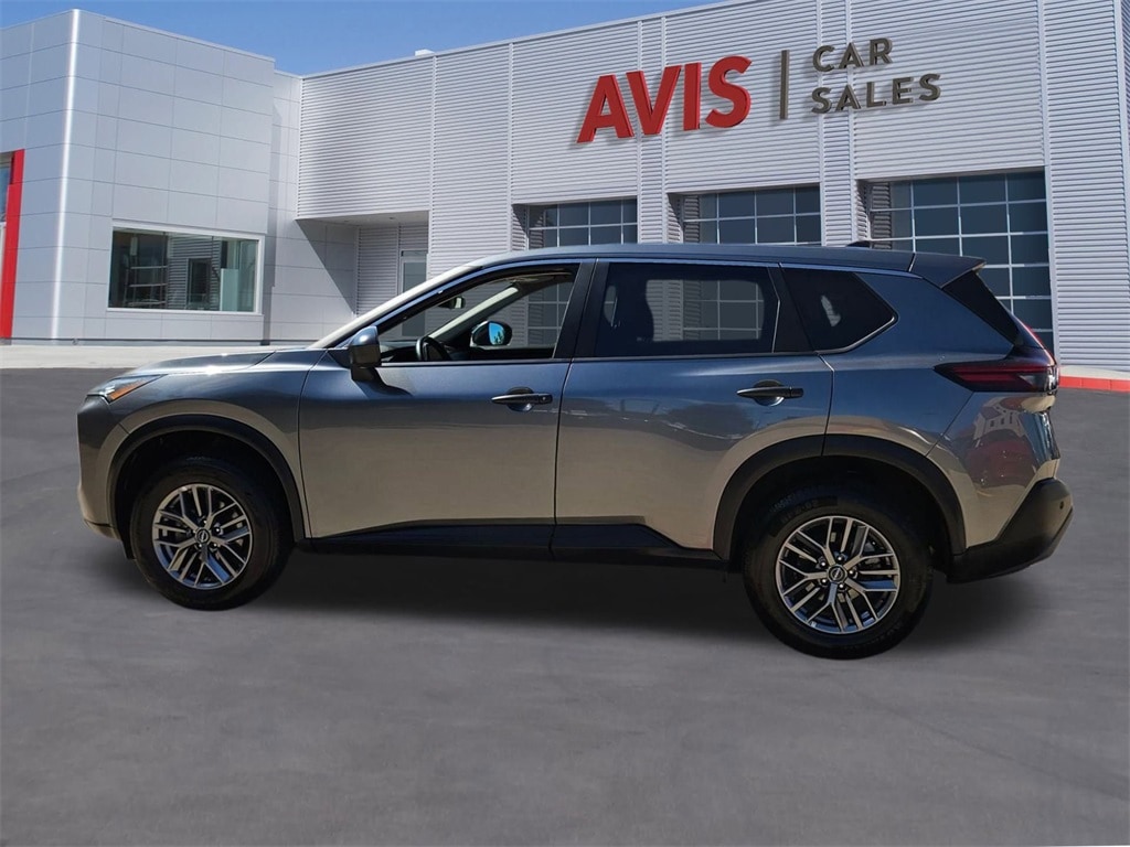 Thumbnail: 2023 Nissan Rogue - 10