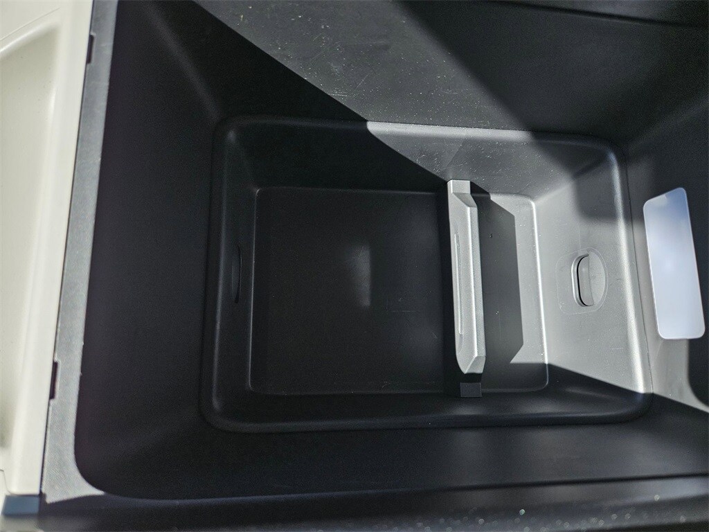 Thumbnail: 2025 Hyundai Santa Fe - 27