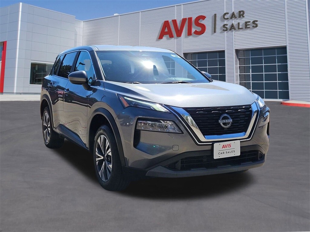 2023 Nissan Rogue SV photo 3