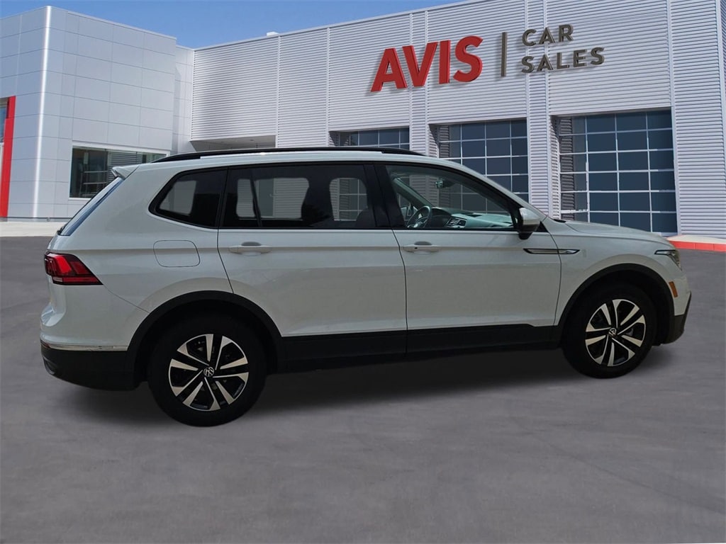 Thumbnail: 2024 Volkswagen Tiguan - 7