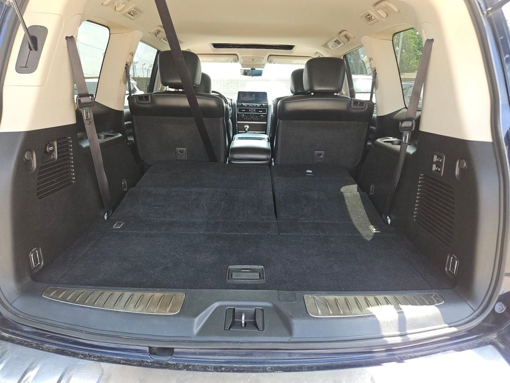 Thumbnail: 2024 INFINITI QX80 - 25