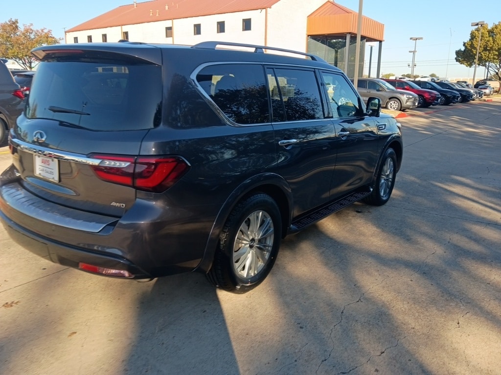 Thumbnail: 2024 INFINITI QX80 - 10