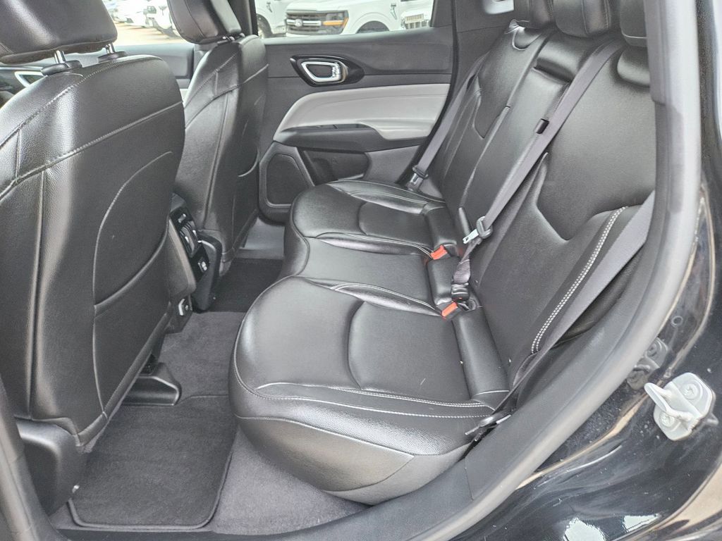 Thumbnail: 2025 Jeep Compass - 27