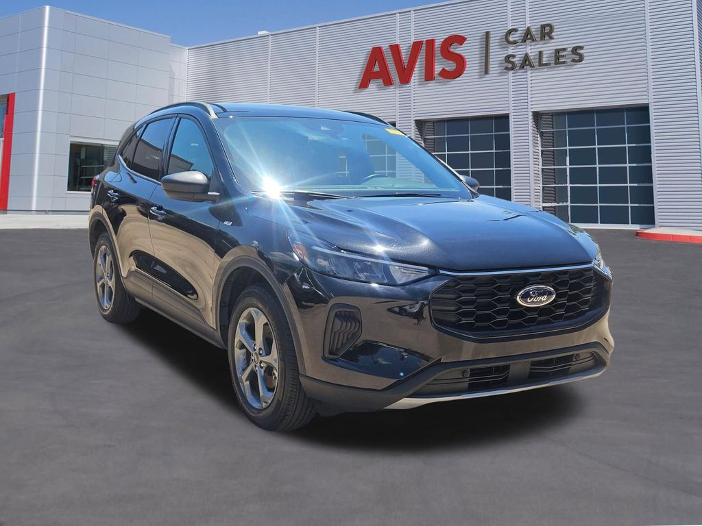 Thumbnail: 2025 Ford Escape - 3