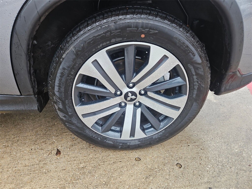 Thumbnail: 2025 Mitsubishi Outlander Sport - 28