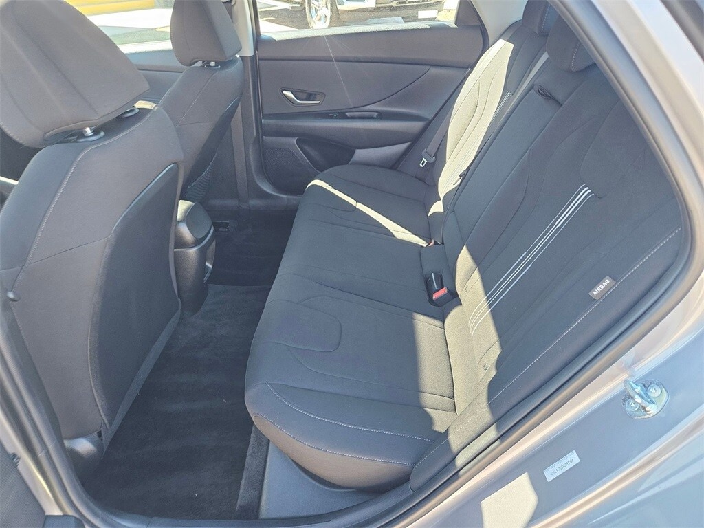 Thumbnail: 2025 Hyundai Elantra - 28