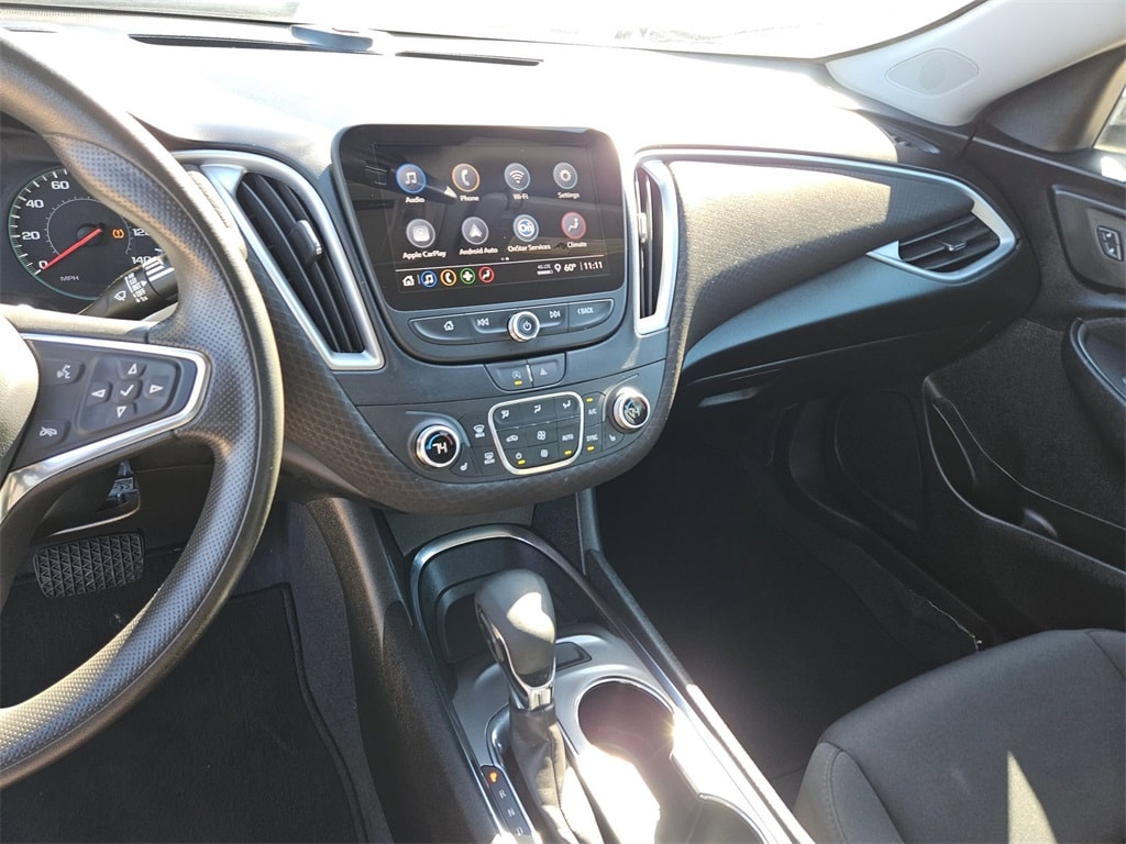 Thumbnail: 2023 Chevrolet Malibu - 20