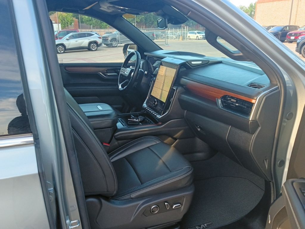 Thumbnail: 2025 GMC Yukon - 8