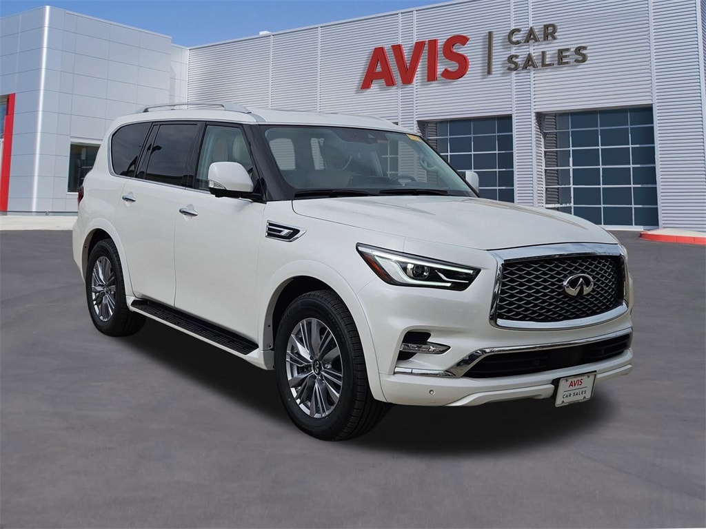 Thumbnail: 2023 INFINITI QX80 - 9