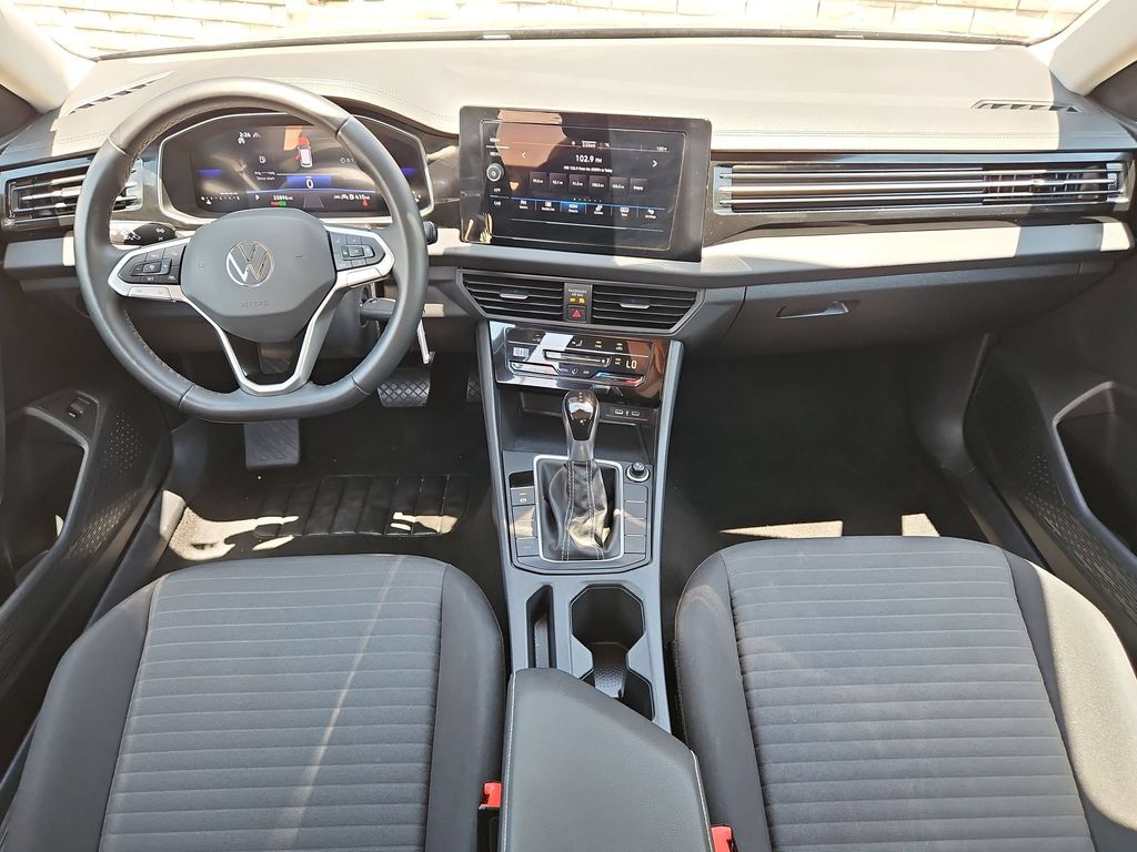 Thumbnail: 2025 Volkswagen Jetta - 26