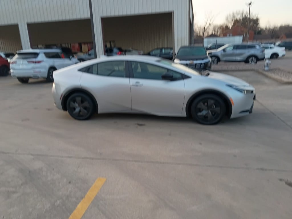 Thumbnail: 2024 Toyota Prius - 4