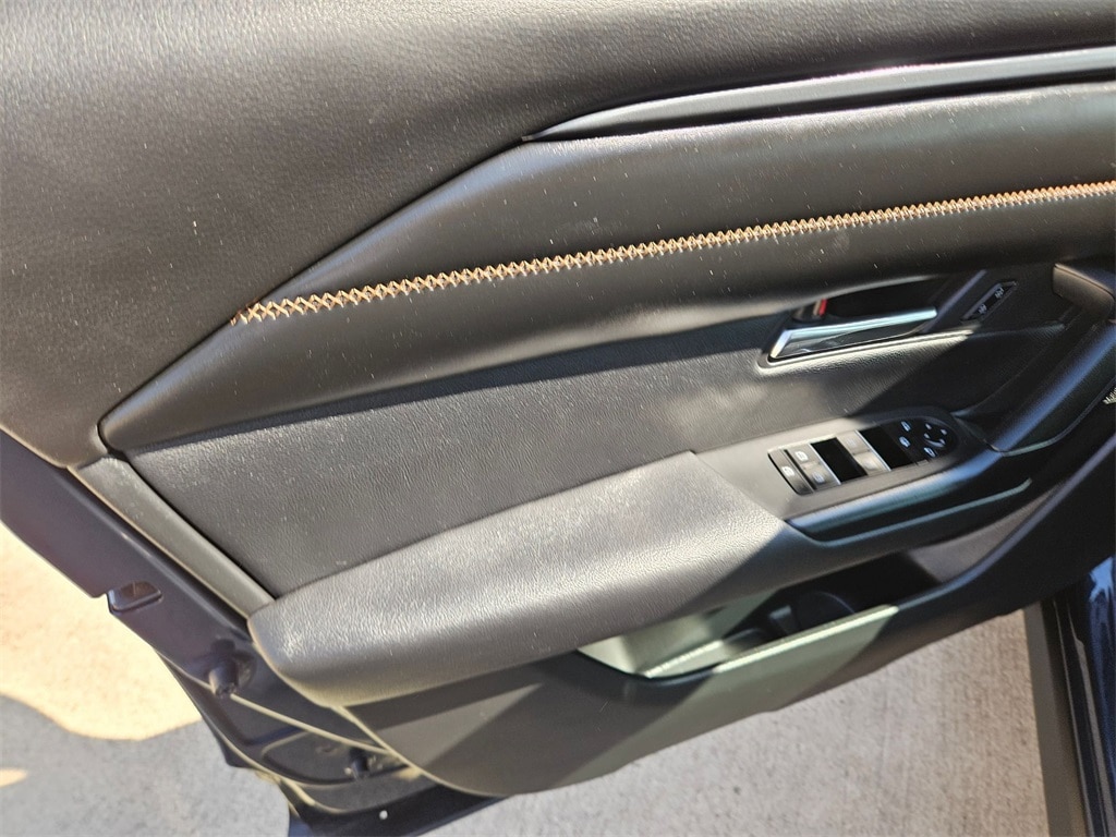 Thumbnail: 2025 Mazda CX-50 - 14